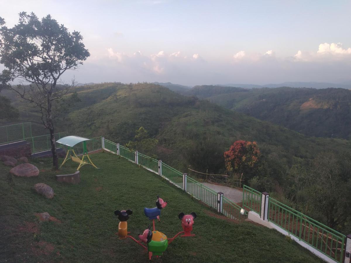 Vaga Mist Resort Vagamon Idukki Extérieur photo