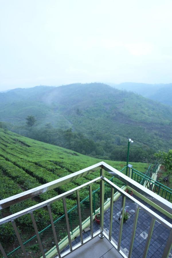 Vaga Mist Resort Vagamon Idukki Extérieur photo