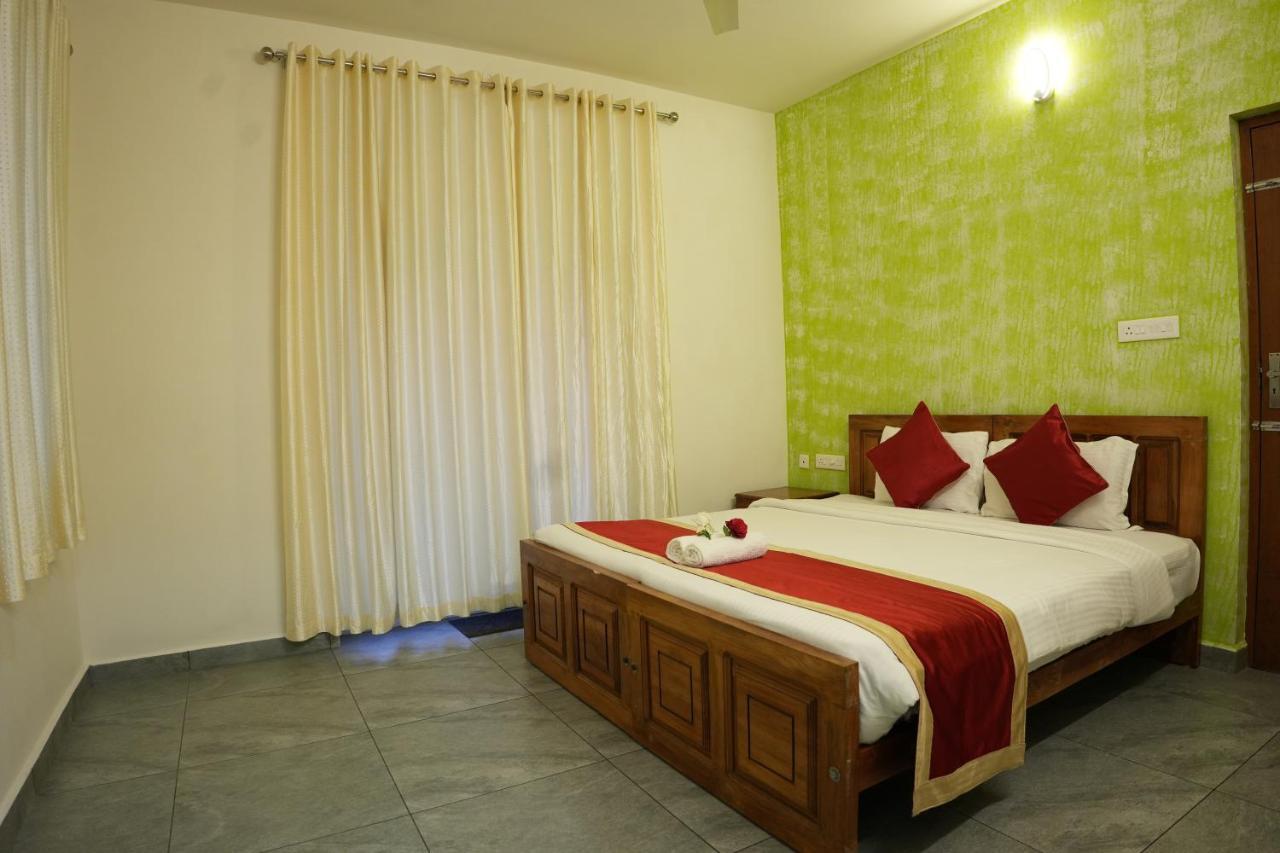 Vaga Mist Resort Vagamon Idukki Extérieur photo