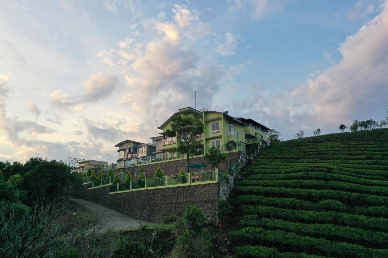 Vaga Mist Resort Vagamon Idukki Extérieur photo