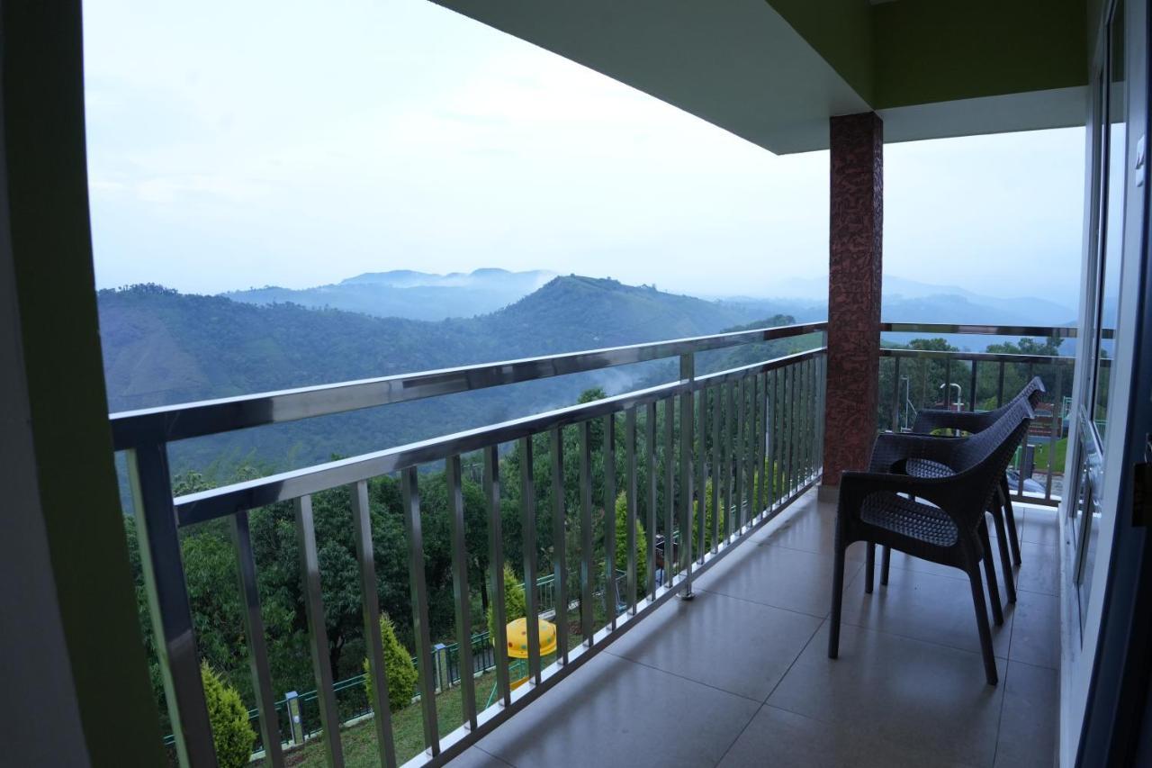 Vaga Mist Resort Vagamon Idukki Extérieur photo