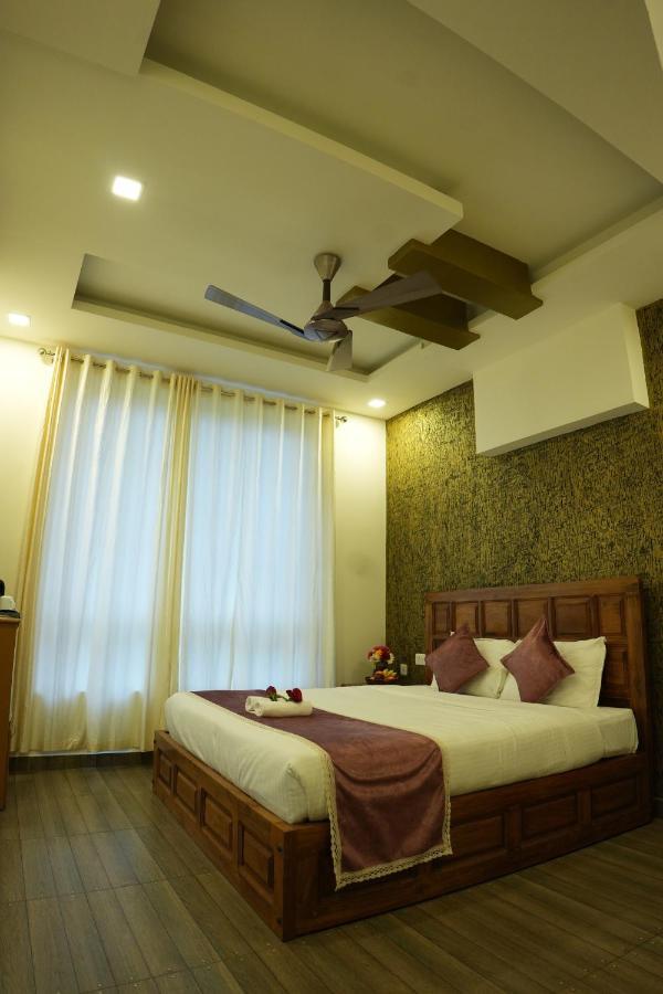 Vaga Mist Resort Vagamon Idukki Extérieur photo