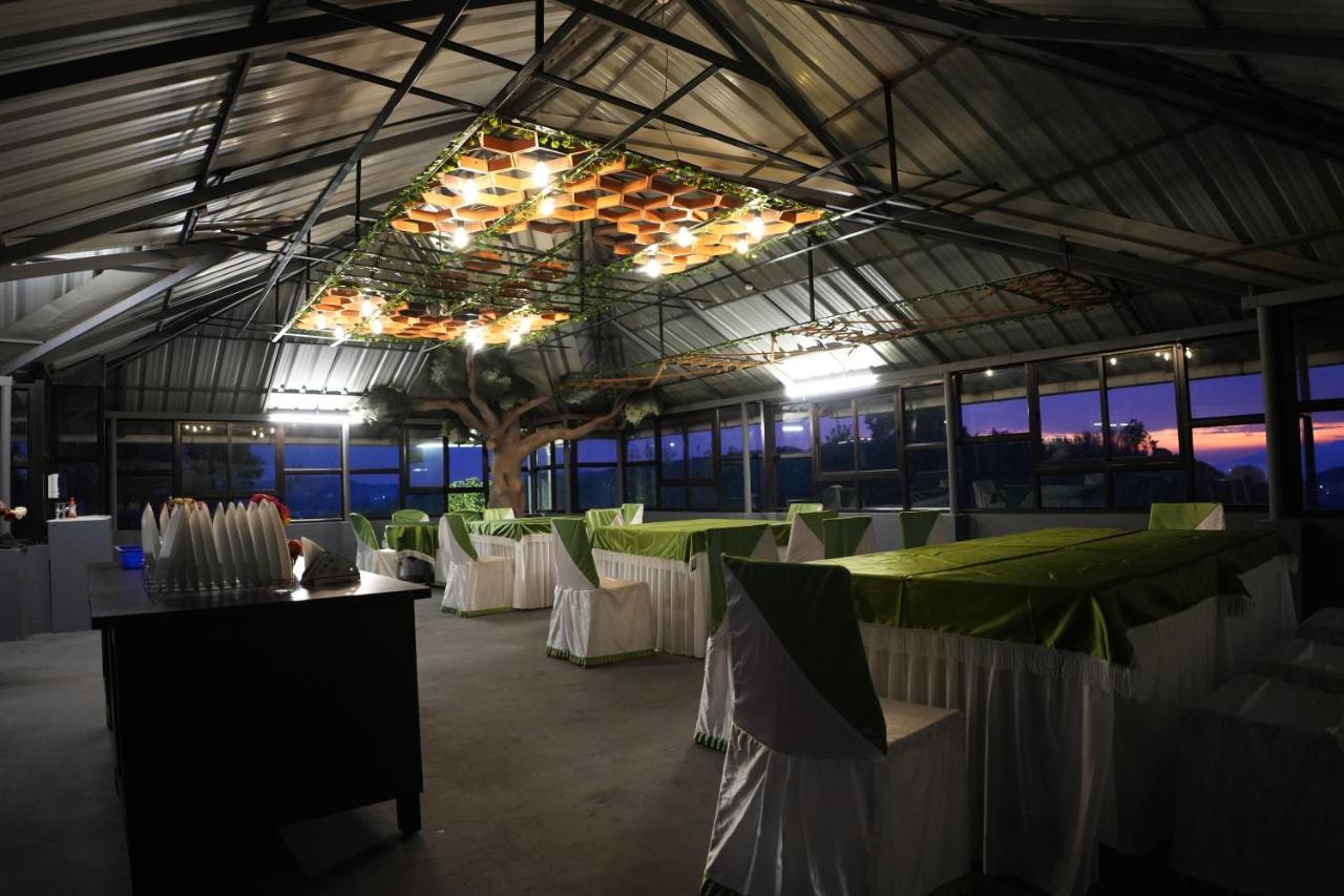 Vaga Mist Resort Vagamon Idukki Extérieur photo