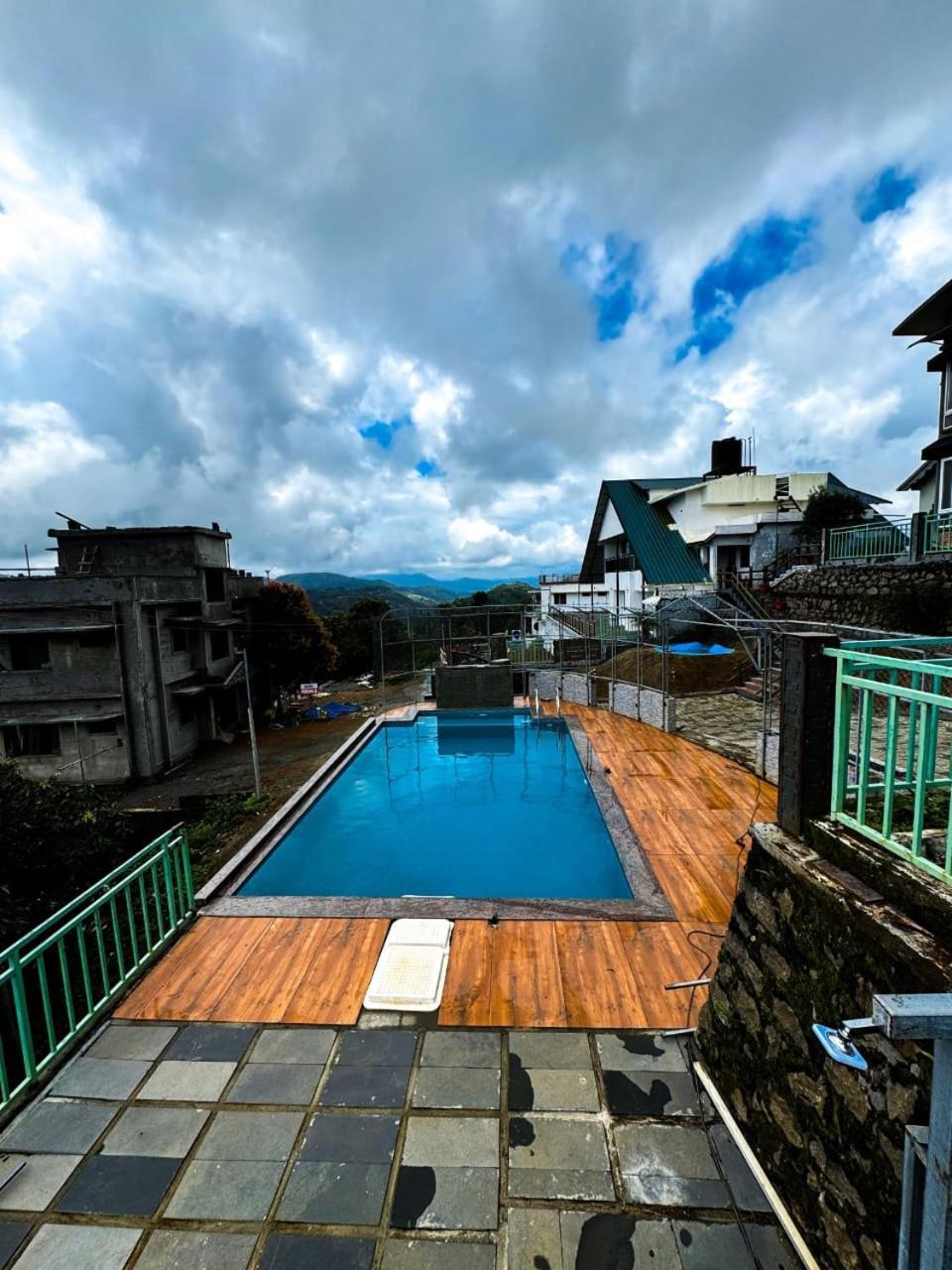 Vaga Mist Resort Vagamon Idukki Extérieur photo